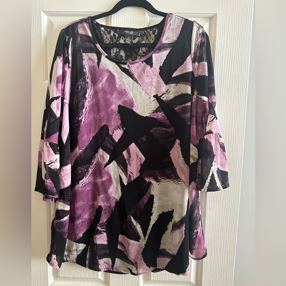 Floral top - size 1X
